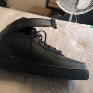 Black Air Force 1s